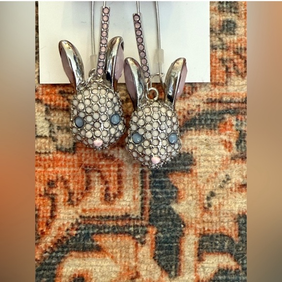 Betsey Johnson Faux Stone Spring Bunny Shaped Dangle Earrings - Picture 8 of 9